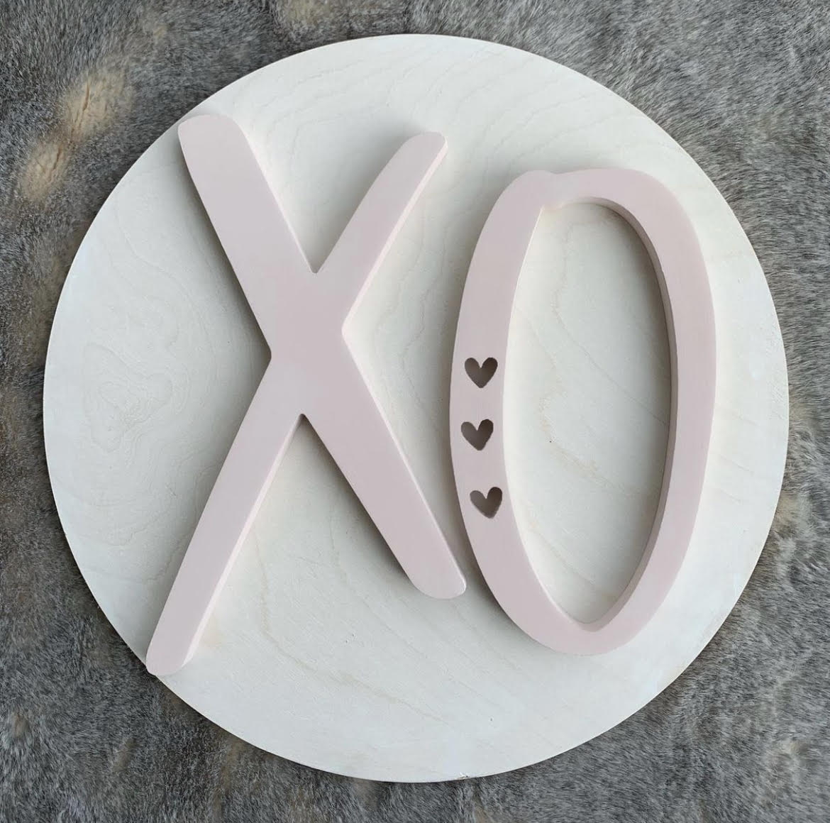 12" Valentines 'XO' Sign